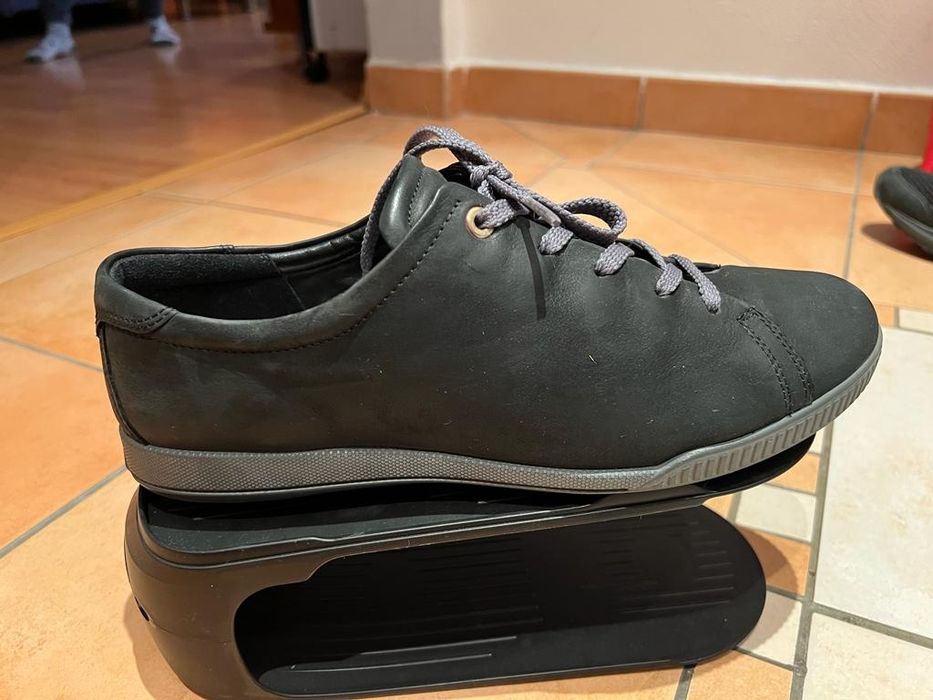 Pantofi piele - marca Ecco- bărbați .