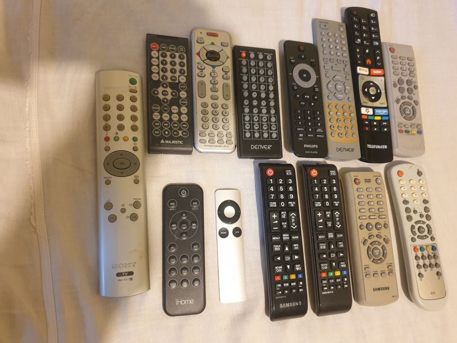 telecomenzi   50 lei bucata
