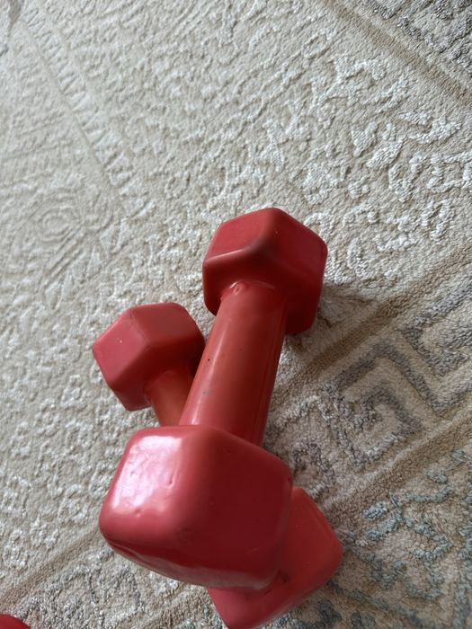 Продам  гантели