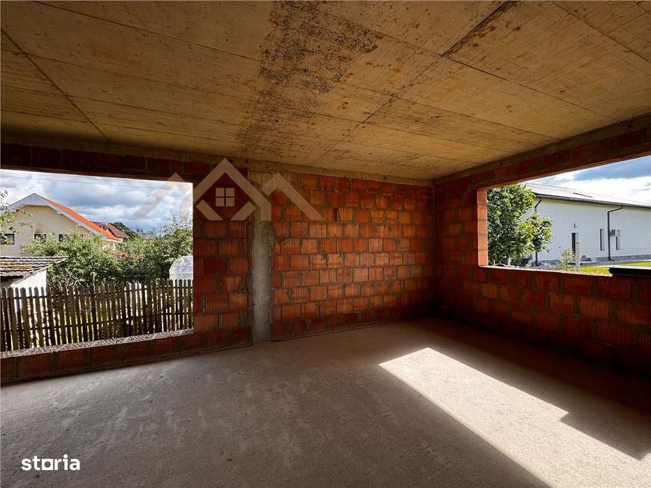 Casa la rosu, 3 dormitoare , Satu Nou de Jos