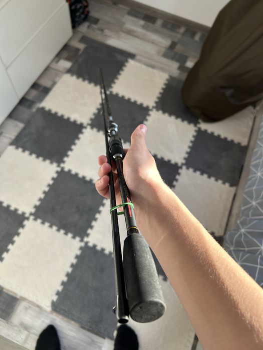 Чисто нова Спининг въдица