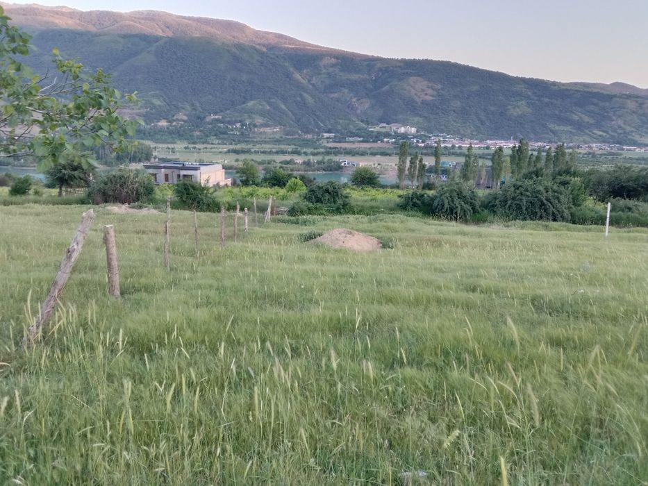 Продам 2 земельных участка по 6 соток(отдельно ) в Бостанлыкском район