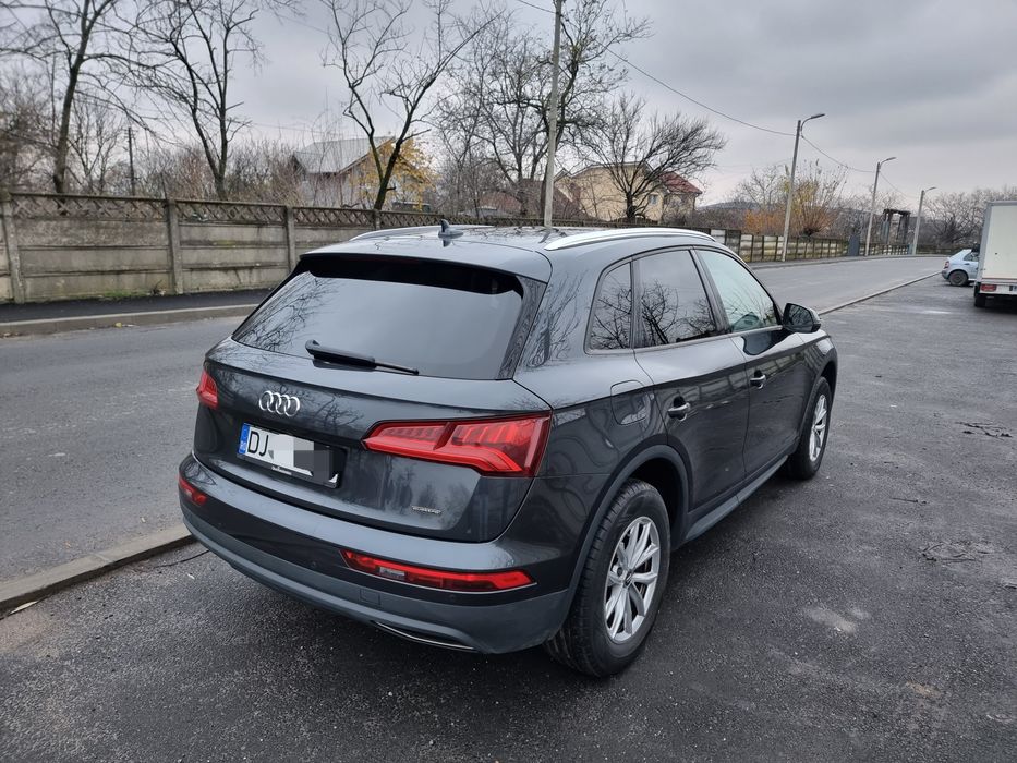 Audi Q5  Quattro S-Tronic  Anul 2019