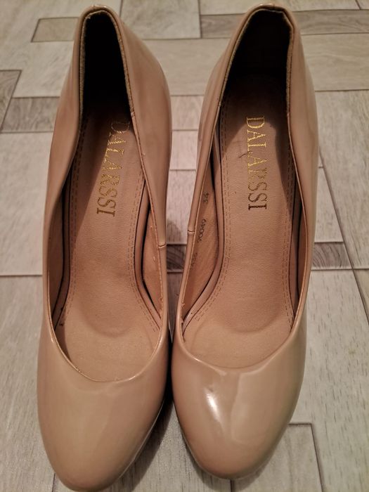 Туфли за 3 000 тг