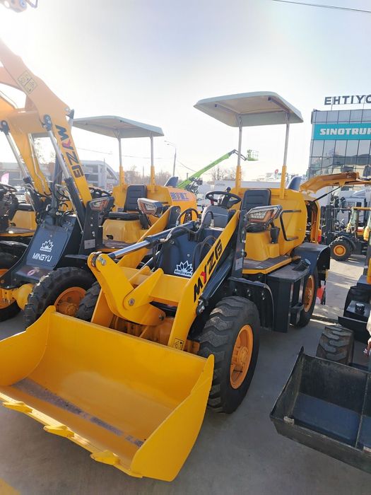 Фронтальная погрузчик