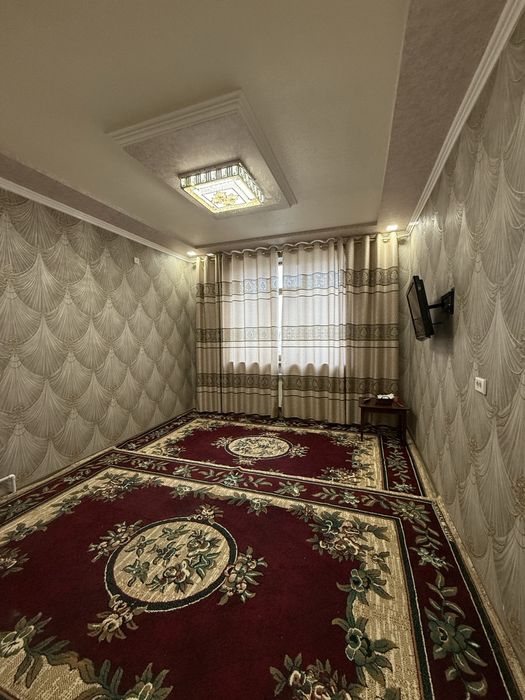 Ижарага берилади 2 хона 2- етад 22- мактаб олдида янги бозор