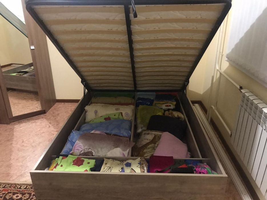 Продам кровать.     .