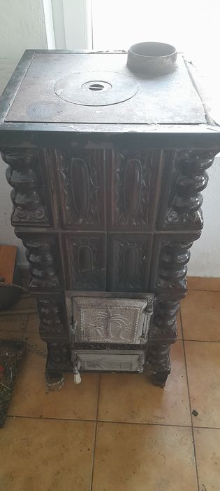 Vând sobă de Teracotă