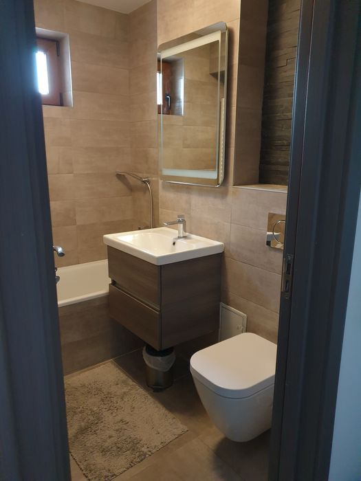 Inchiriez apartament modern cu 2 camere