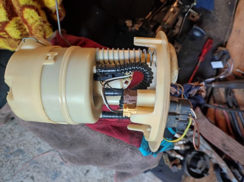 Бензинова помпа за Пежо-307