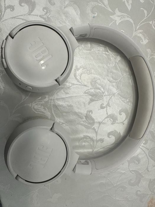 JBL TUNE 520BT Наушник