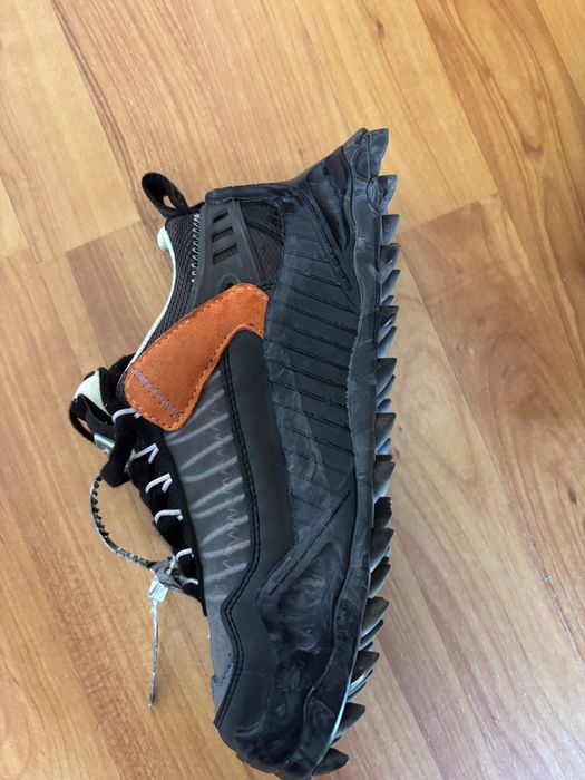 Off-White Odsy