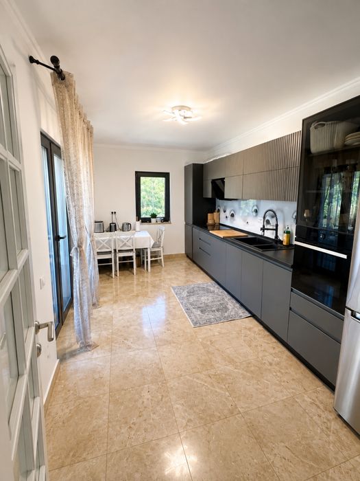 Casă de vânzare în Păun – în spatele Restaurantului City View