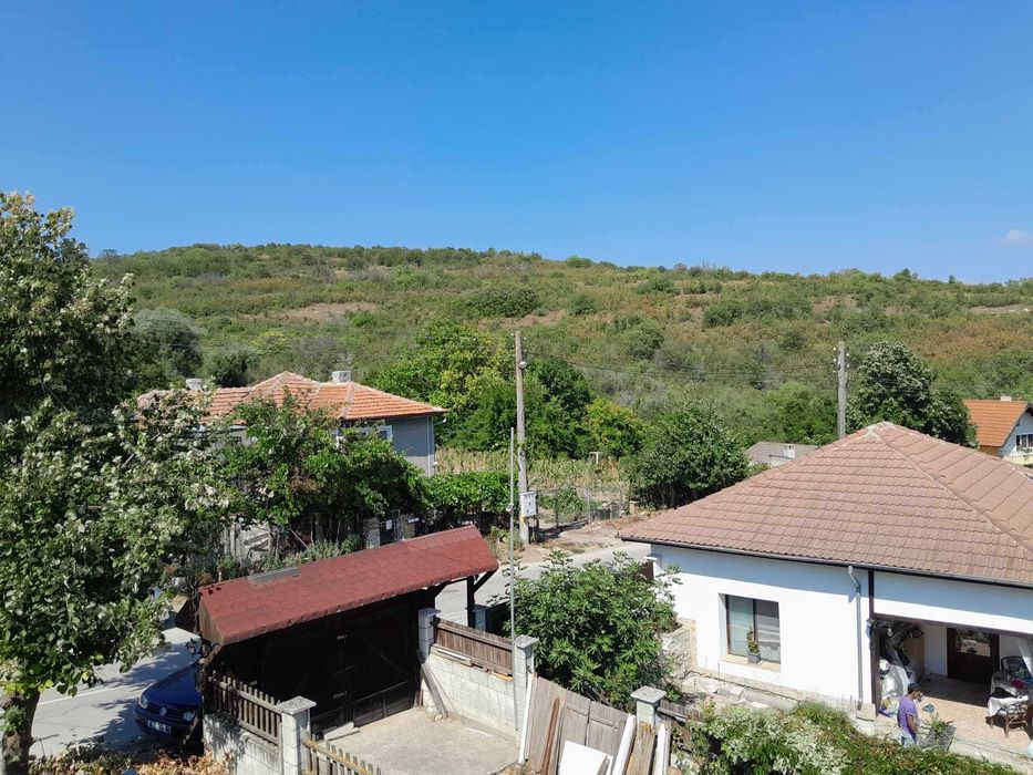 Новопостроена къща в с. Генерал Кантарджиево с Акт 16