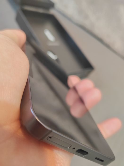 Samsung S24 256 GB 8 GB RAM  nou de sigilat