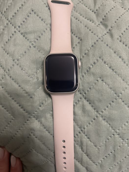 Продам Apple watch 8 серия 41 мм