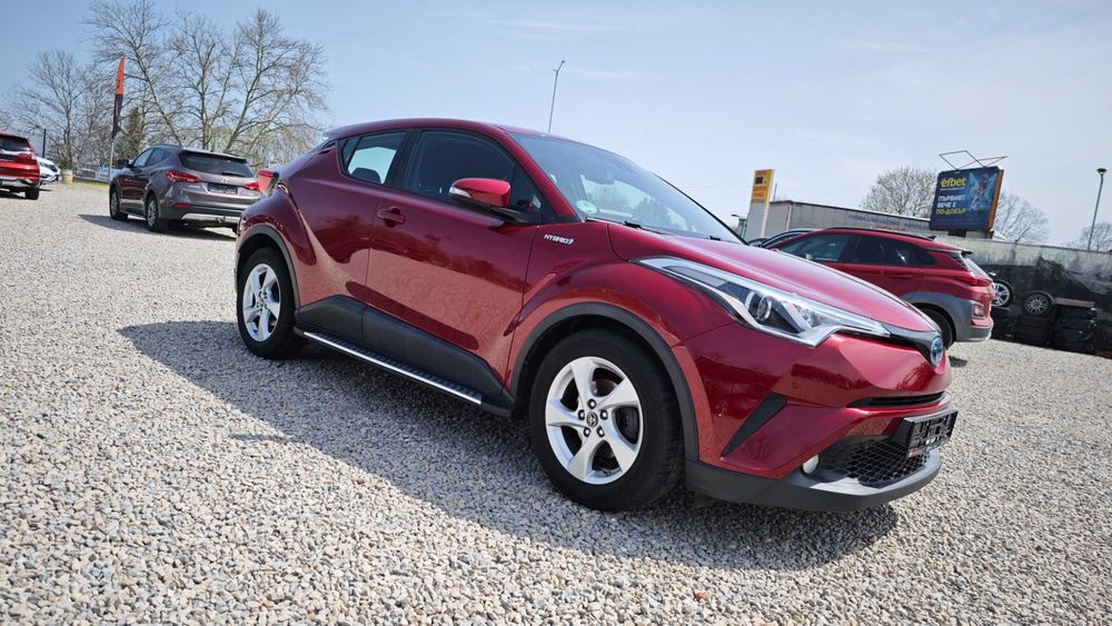 BATTERY LIFE450000km/Distronic/Следи Път и Знаци/Подгрев Toyota Ch-r