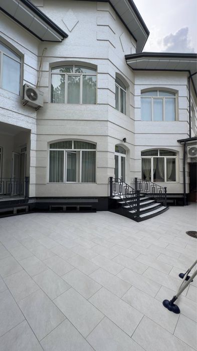 ПРОДАЕТСЯ евро ДОМ на Академгородок| 3.2 соток 500м2 6 комнат
