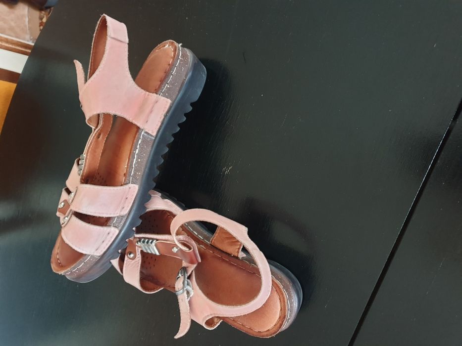 Сандали "Мона Лиза" - 11 евро