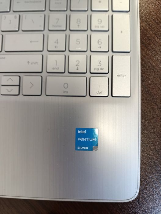 hp laptop 15s-fq3001nu