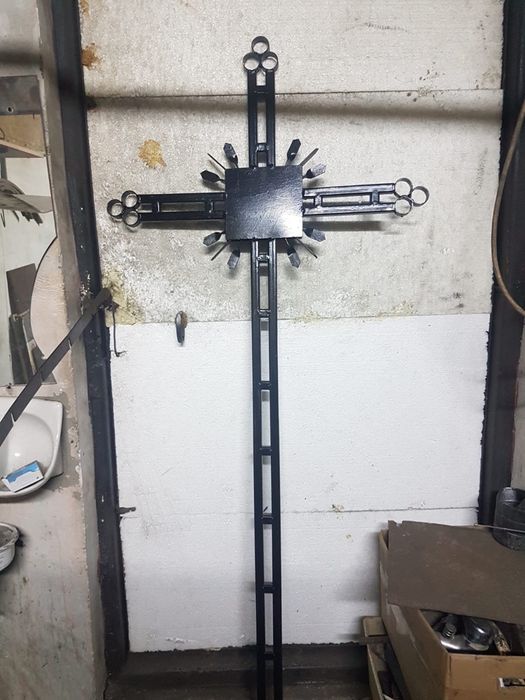 Grilaj mormant simplu sau dublu