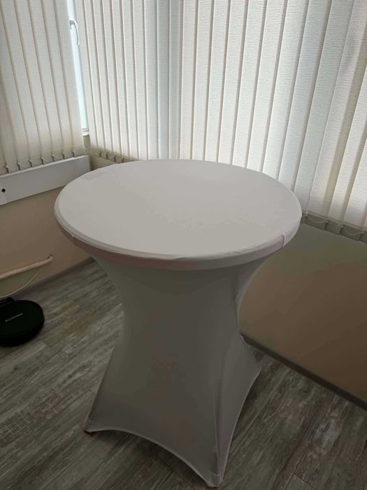 Кетъринг бар маса под наем 10 €