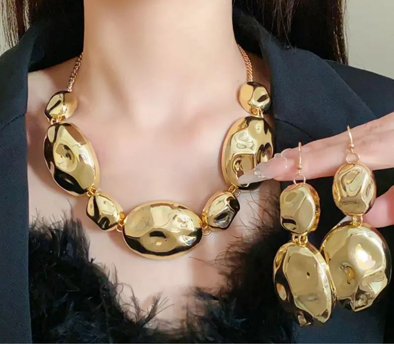 Комплект серьги и колье