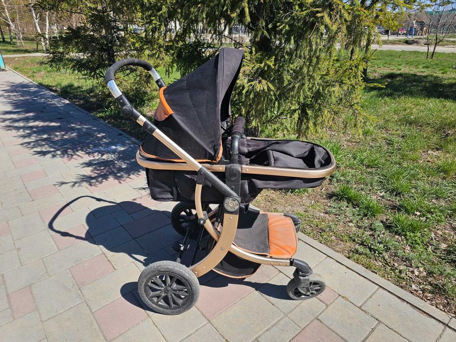 Коляска детская. Зима - Лето.