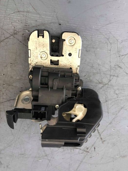 broasca iala haion audi a3 8p hatchback sportback 4 usi