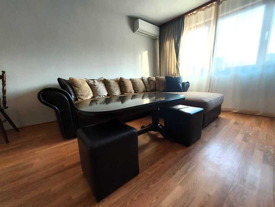 Дава се под наем Двустаен апартамент в Бургас, Братя Миладинови - 75 кв.м за 255 € - Снимка #2