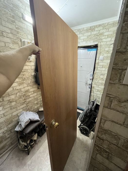 Продается межкомнатная дверь б/у