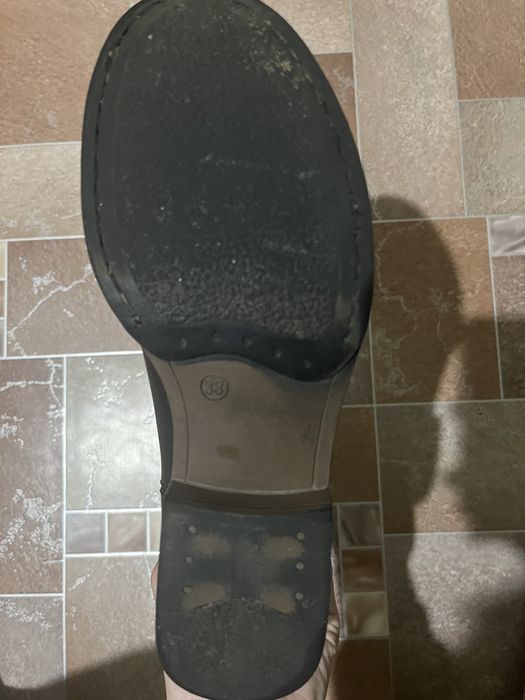 Продам женские сапоги