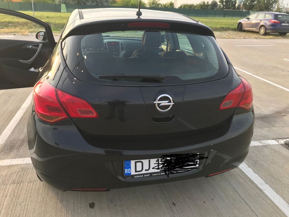 Opel Astra J, benzina + GPL