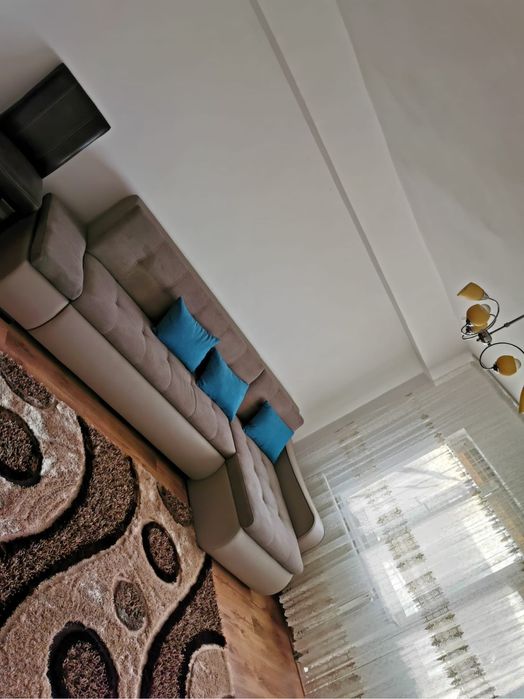 Apartament 3 camere zona centrala de ÎNCHIRIAT