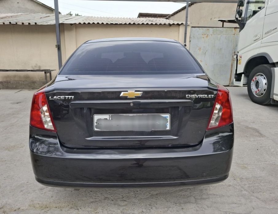 Arenda Vikup Lasette 1.8 Metan