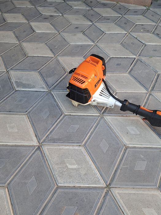 Foarfeca Gard Viu Stihl  KM 131 R 4 M 2022