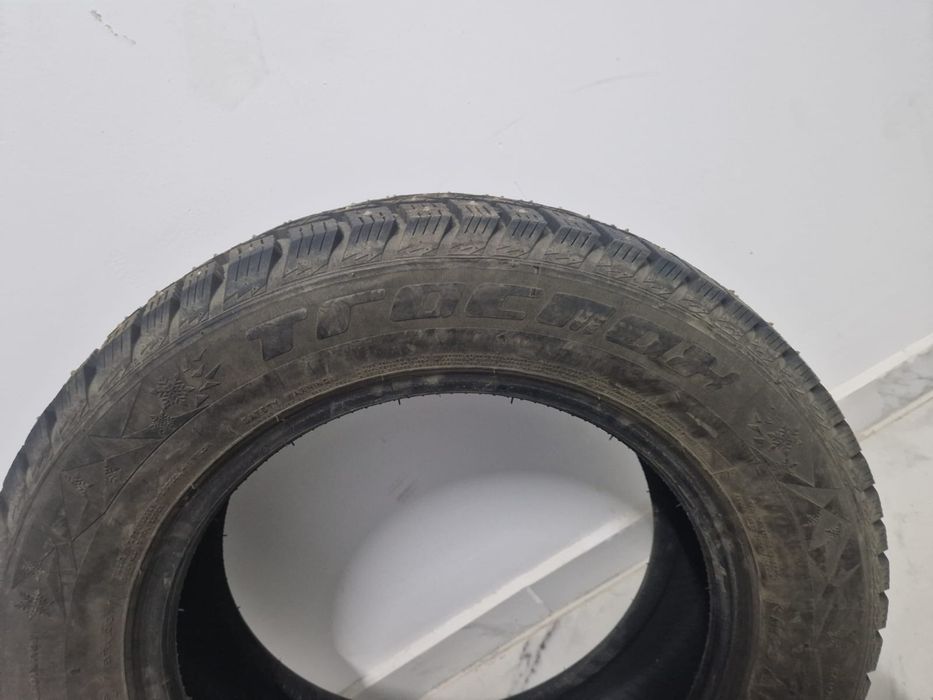 Продам шины 215/60/16