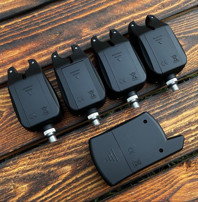 Сигнализатори 4+1 с централа и куфарче