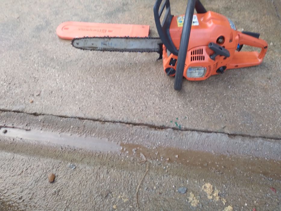 Drujbă Husqvarna  236 originală