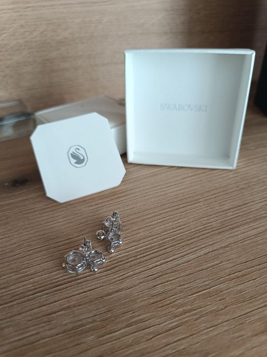 Обеци  Swarovski