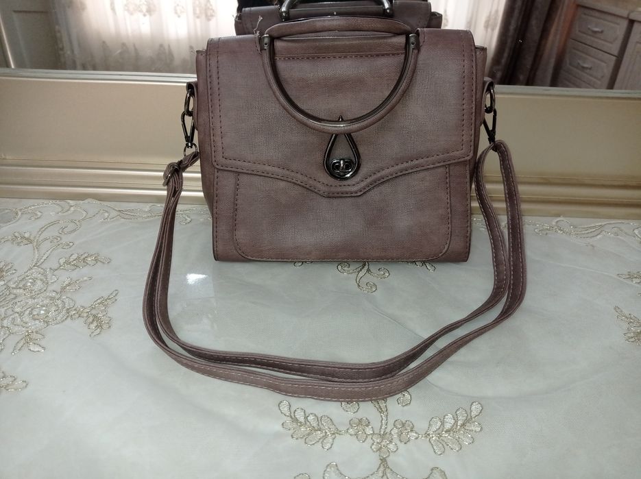 Holati yaxshi sumkala