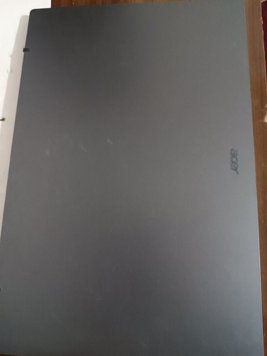 Acer aspire lite 15 noutbuki karobka dakimenti bor