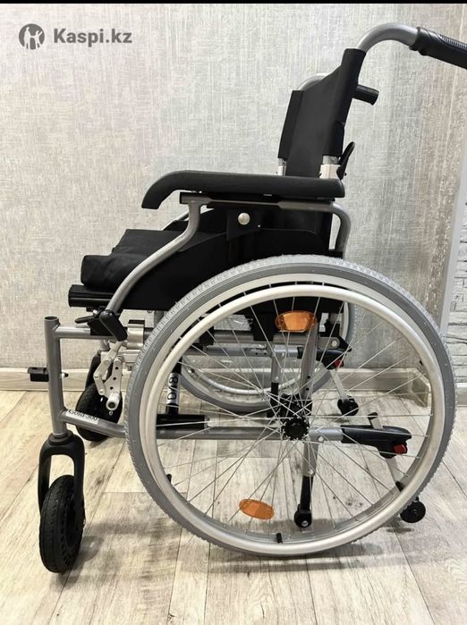 Инволидная коляска