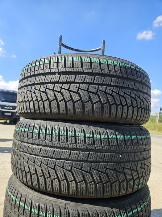 Vând anvelope iarna 225/50/17 225/50r17 HANKOOK