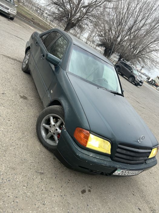 Mercedes Benz C200