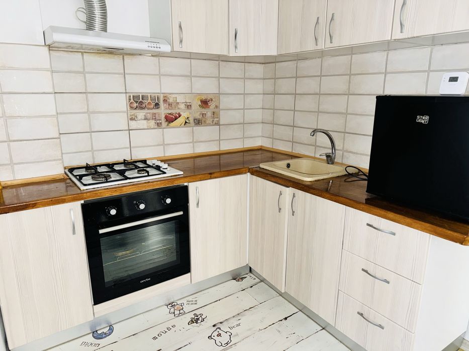 Cazare muncitori Brașov centru, parcare, 50 lei/pers