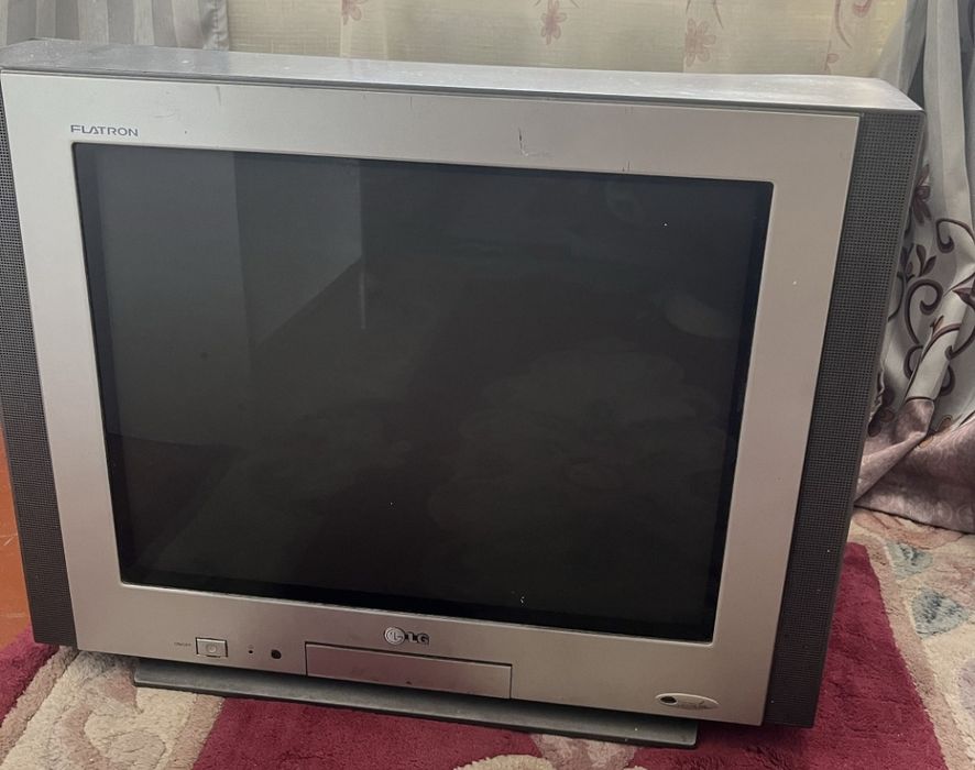 Телевизор SONY Trinitron