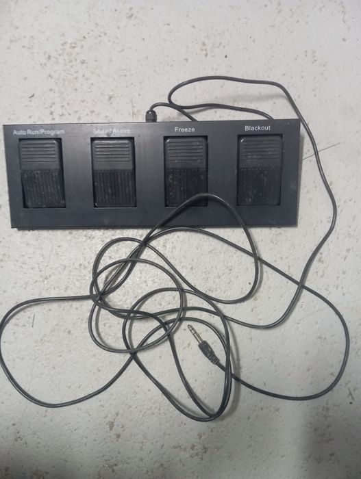 foot controller за осветление