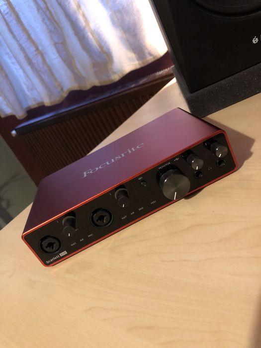 Vand interfata audio Focusrite Scarlett 8i6 3rd Gen