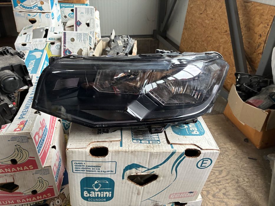 Ляв фар VW T-Cross. Т-Крос. Оригинален.